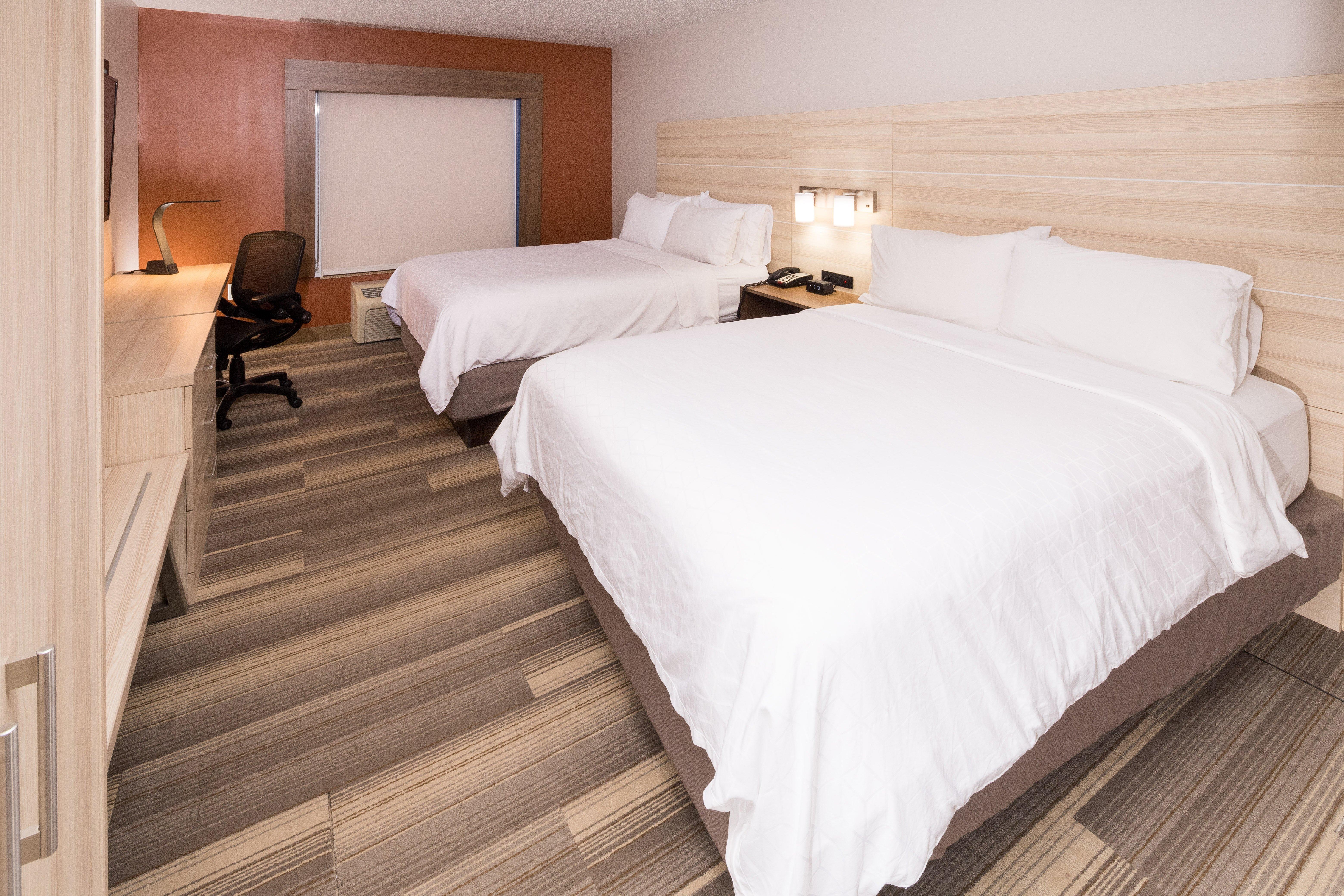 Holiday Inn Express Hotel & Suites Grand Blanc By Ihg Exterior photo