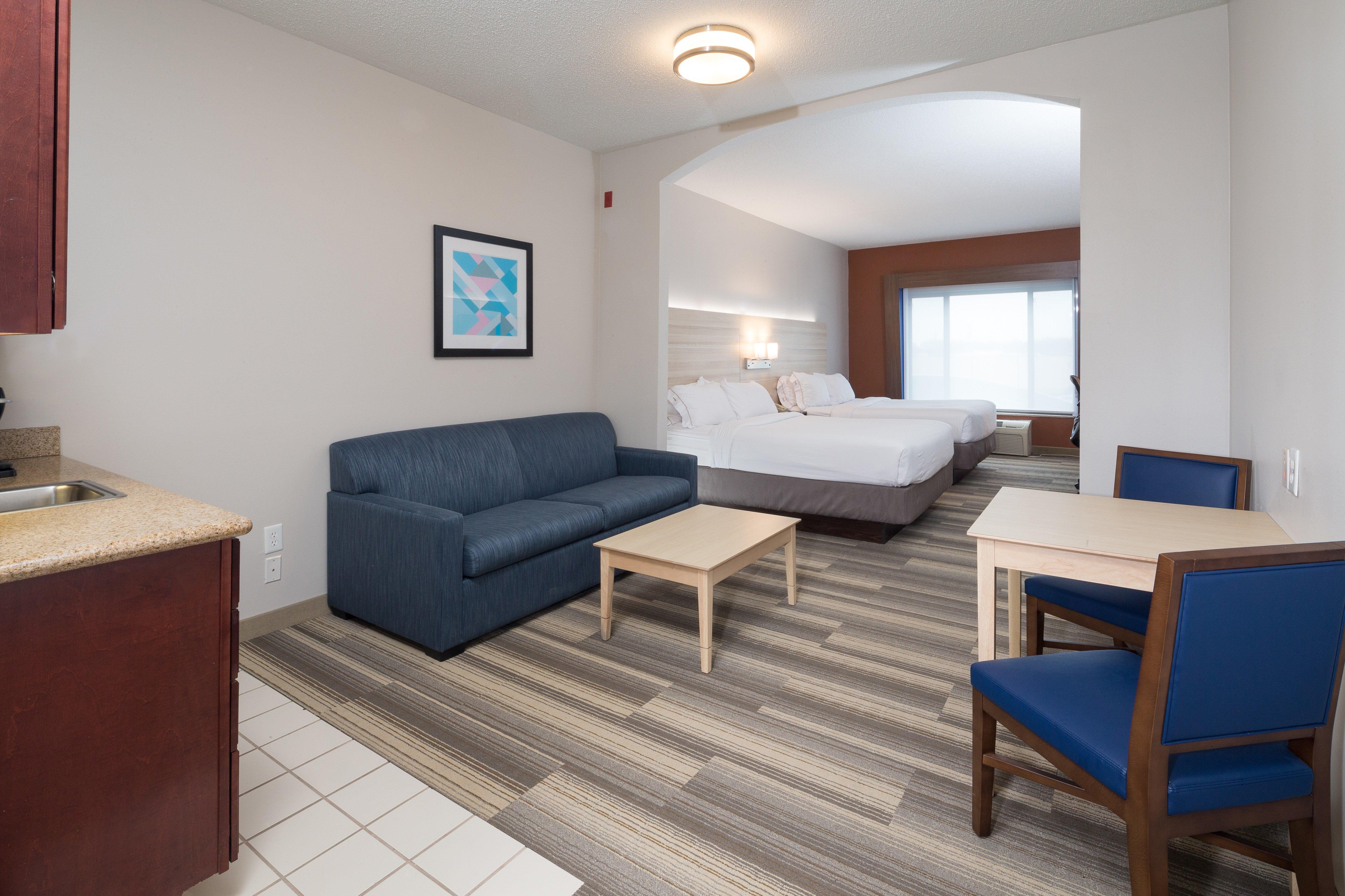 Holiday Inn Express Hotel & Suites Grand Blanc By Ihg Exterior photo