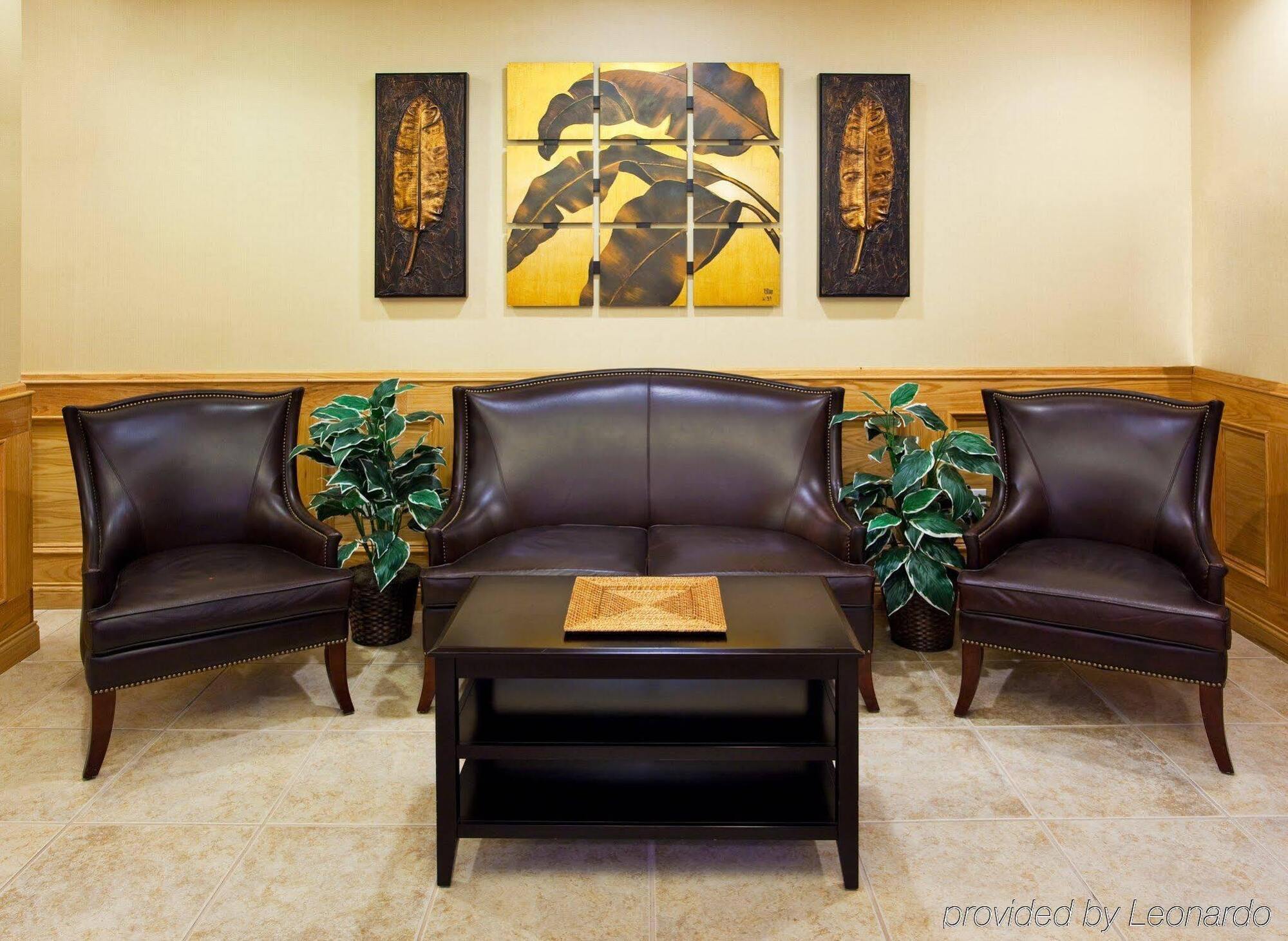 Holiday Inn Express Hotel & Suites Grand Blanc By Ihg Exterior photo