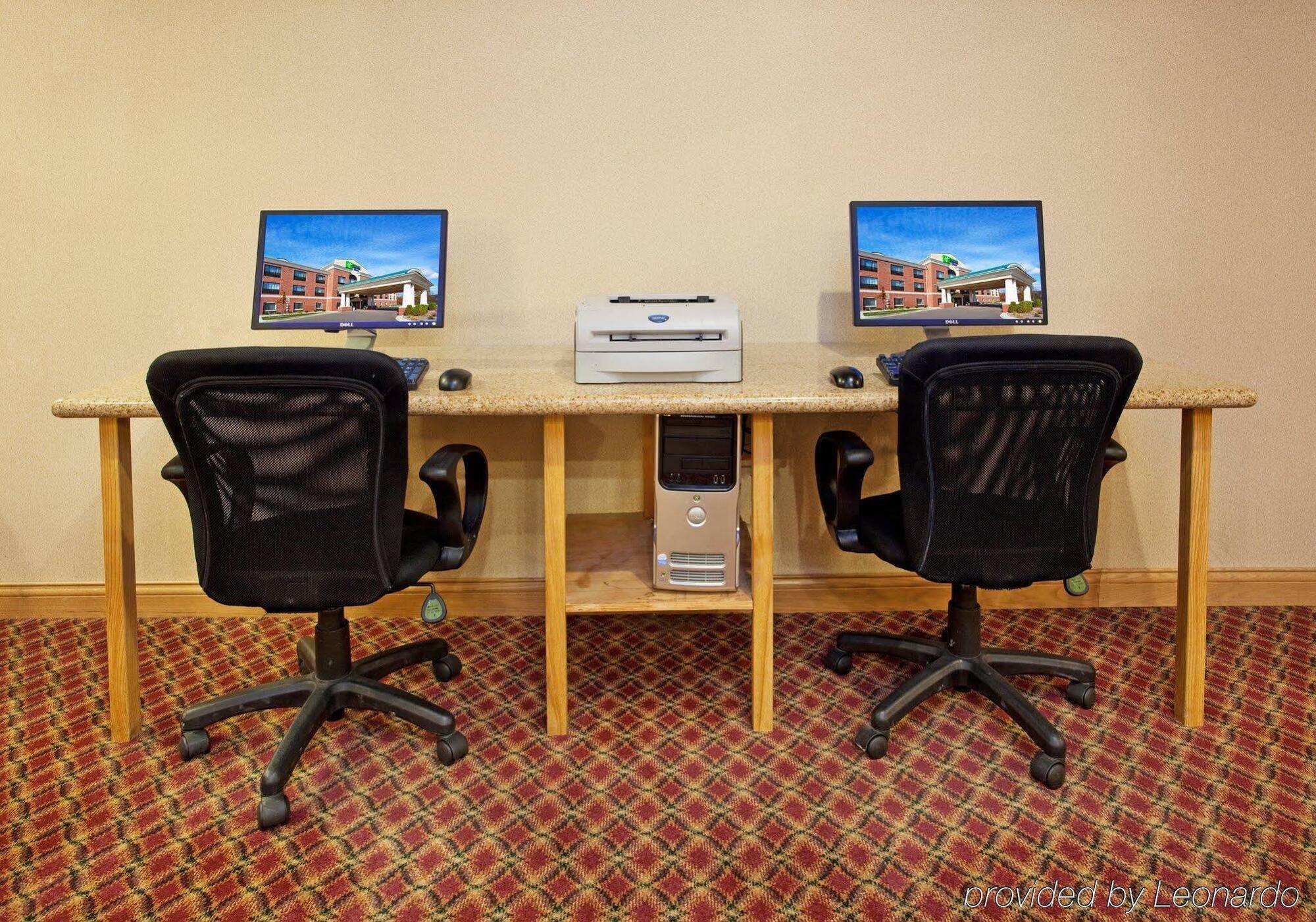 Holiday Inn Express Hotel & Suites Grand Blanc By Ihg Exterior photo